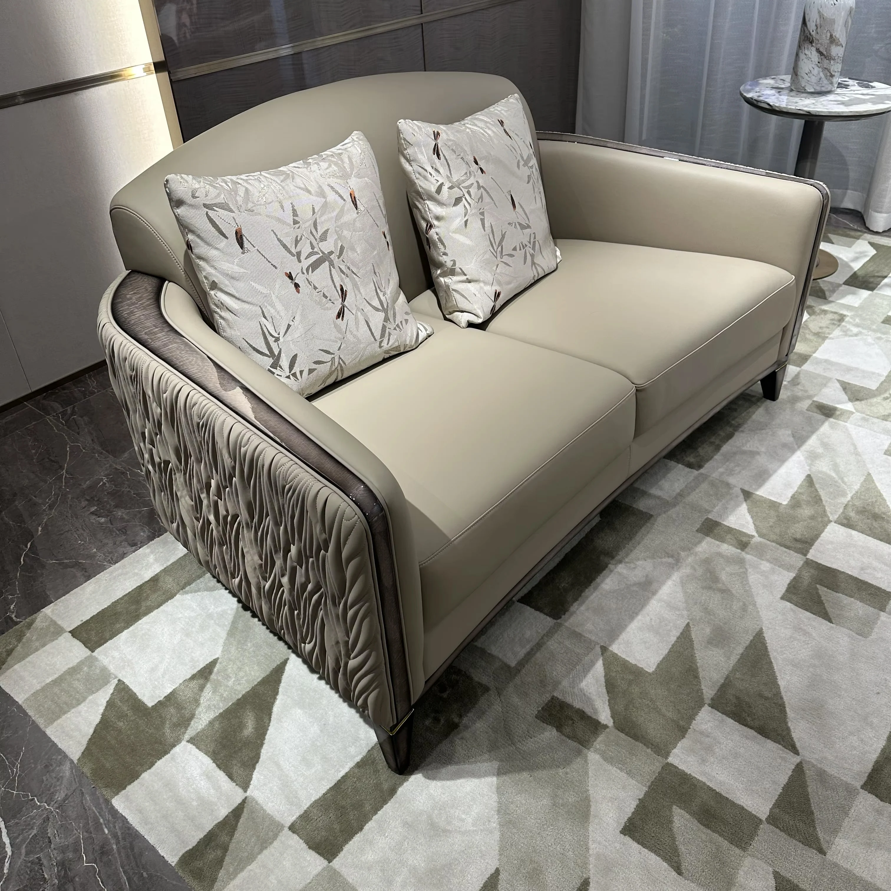 High-end living room sofa furniture manufacturer Modern luxury leather combination sofa set furniture