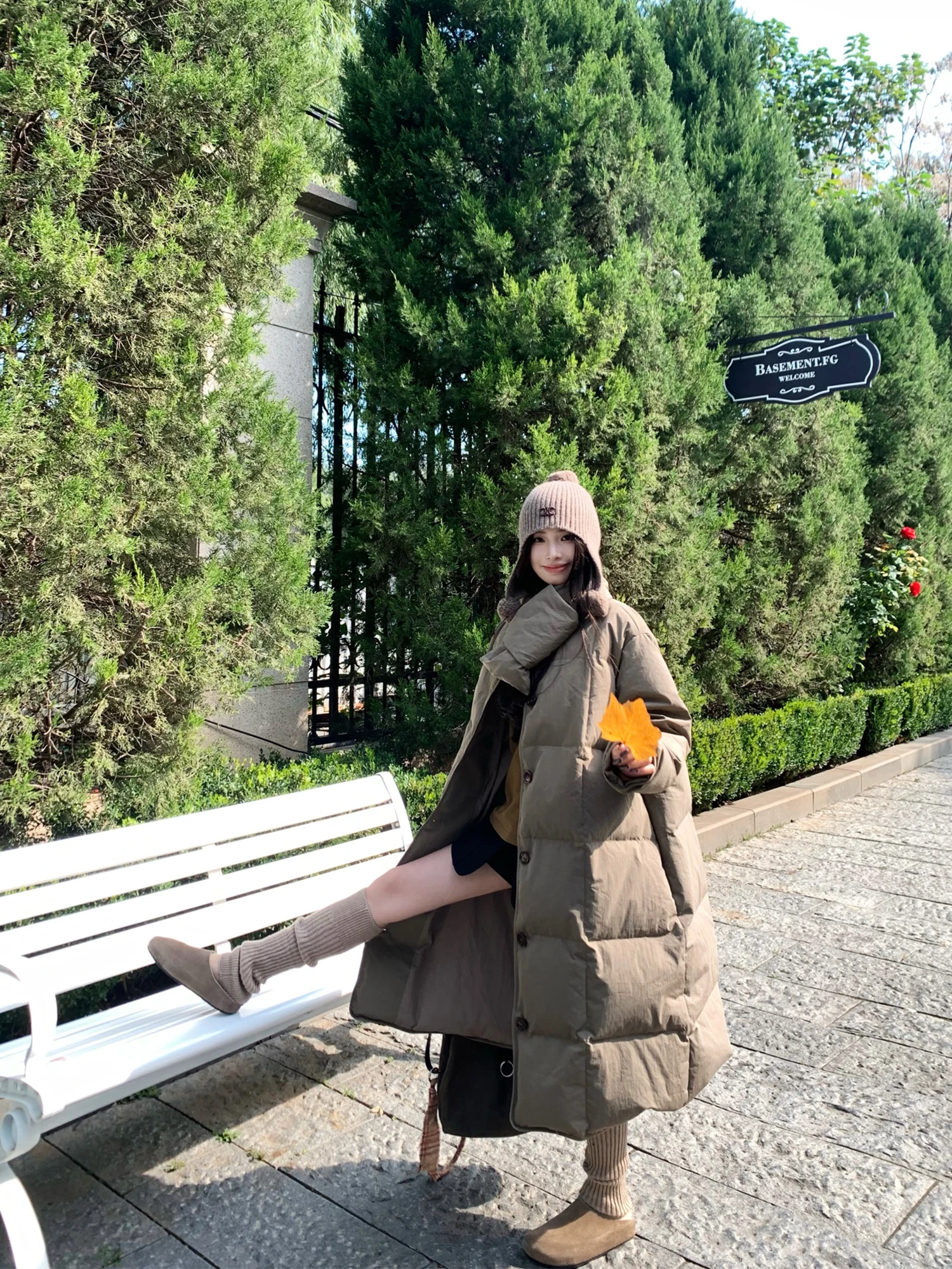 

mat Long Women's Scarf 90% White Du down Thi down Coat Ci Casual Warm round Ne Single Button Closure China Made