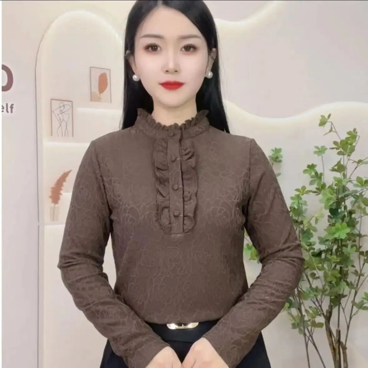 Black Fungus Edge Plus Velvet Shirt for Women's Outdoor Wear New Slim Fit and Slimming Base Shirt Warm Long Sleeved Top