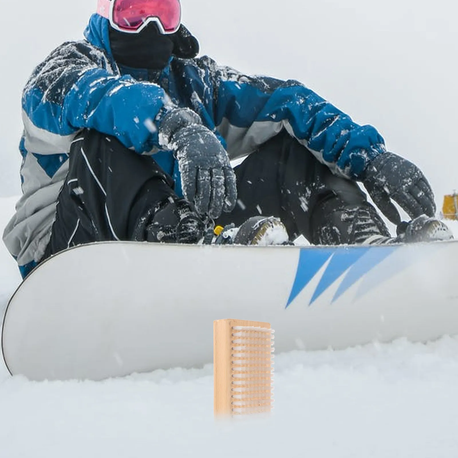 

Wooden Handle Nylon Wire Skiing Board Wax Removing Brush for Snowboard Skateboard Sliding Plate Cleaning Scrubber