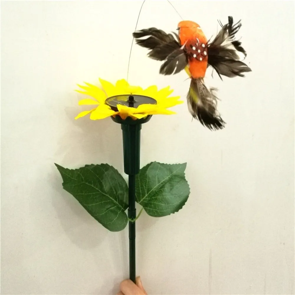 لعبة طيور تعمل بالطاقة الشمسية مع اهتزاز ودوران، تصميم متمايل مقاوم للماء، فراشة طائرة تعمل بالطاقة الشمسية مع حامل للتثبيت