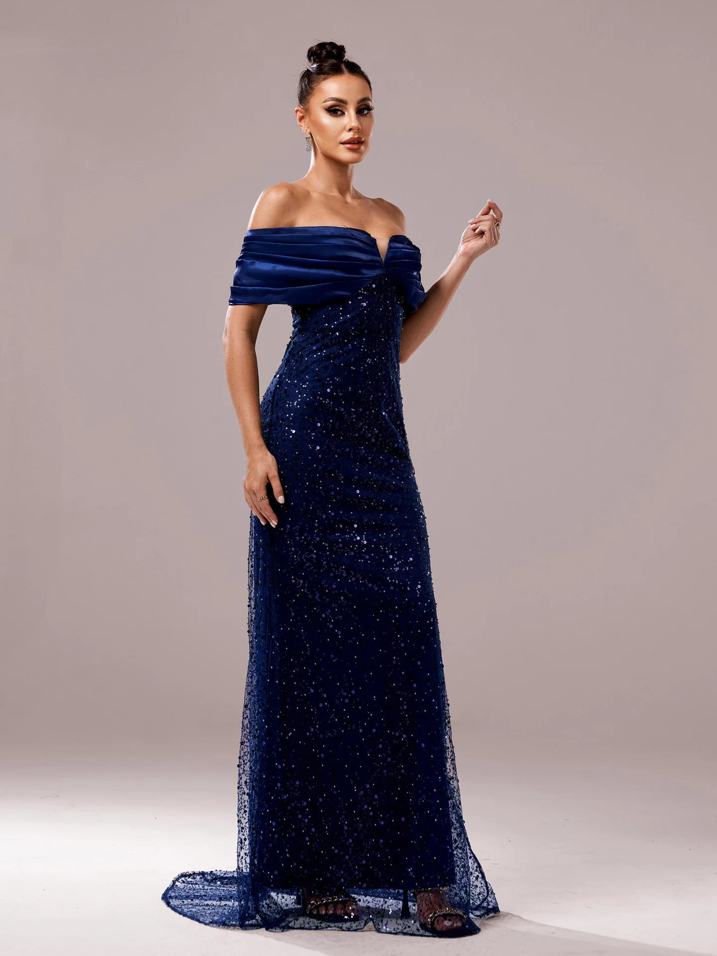 ثوب مسائي واحد oulder Bodycon مصممة بالترتر Fi Tail Dr عبر الحدود المرأة الجديدة Sle عالية الخصر محبوك Dr