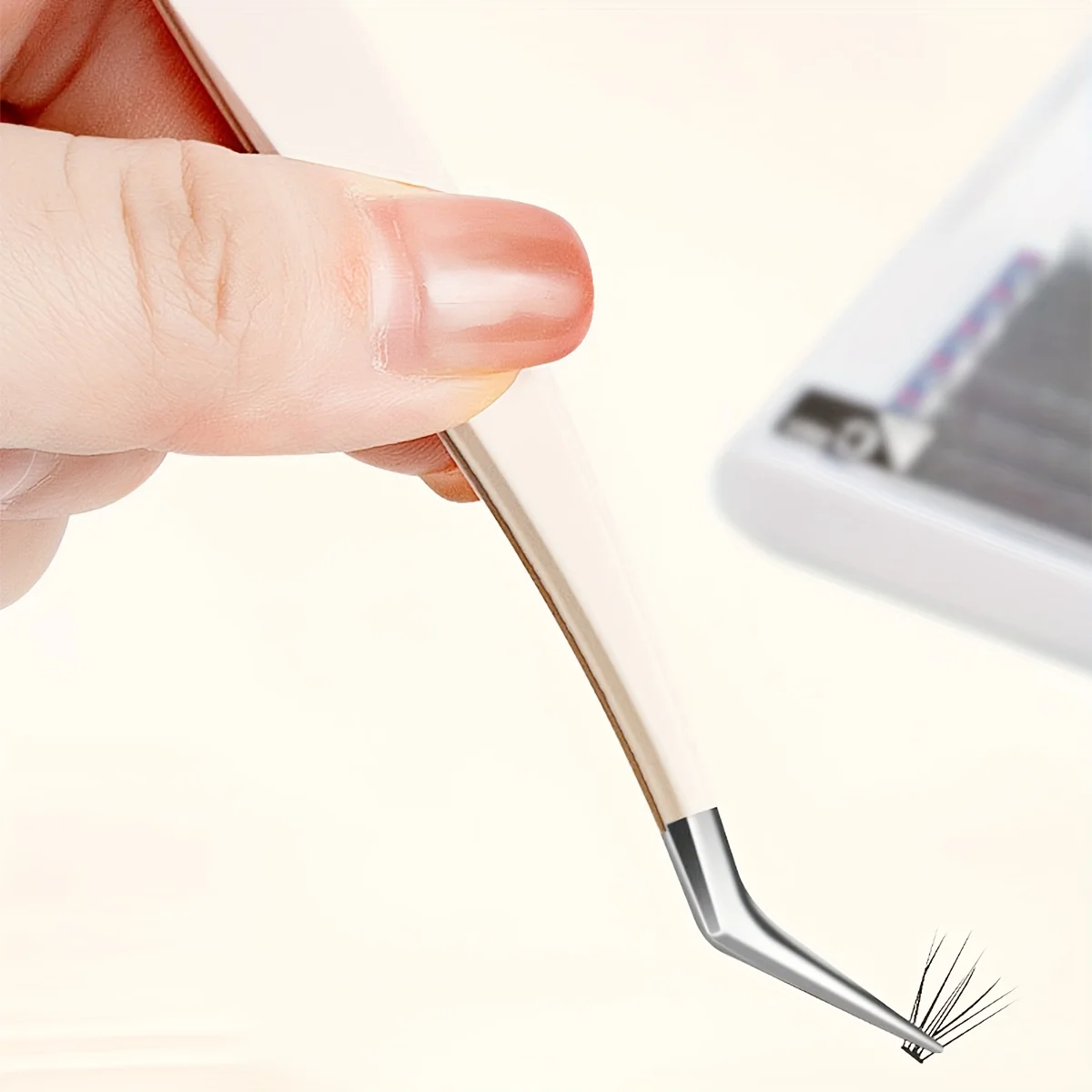 Multifunctional Eyebrow Clip and Tweezers Set, Portable Eyelash Extension Curler, Lightweight, Unscented, with Storage Organizer