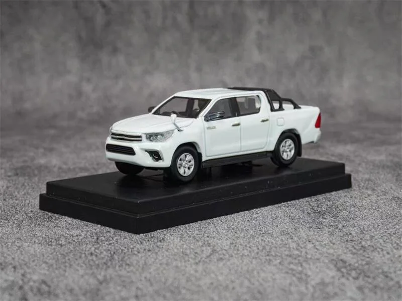 

Ebbro 1:64 Hilux Pickup Truck White Diecast Model Car