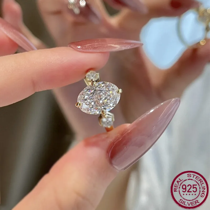 

New S925 Silver Inlaid 8 * 12 Oval Ice Flower Cut Elegant Classic High Carbon Diamond Ring Versatile and Fashionable