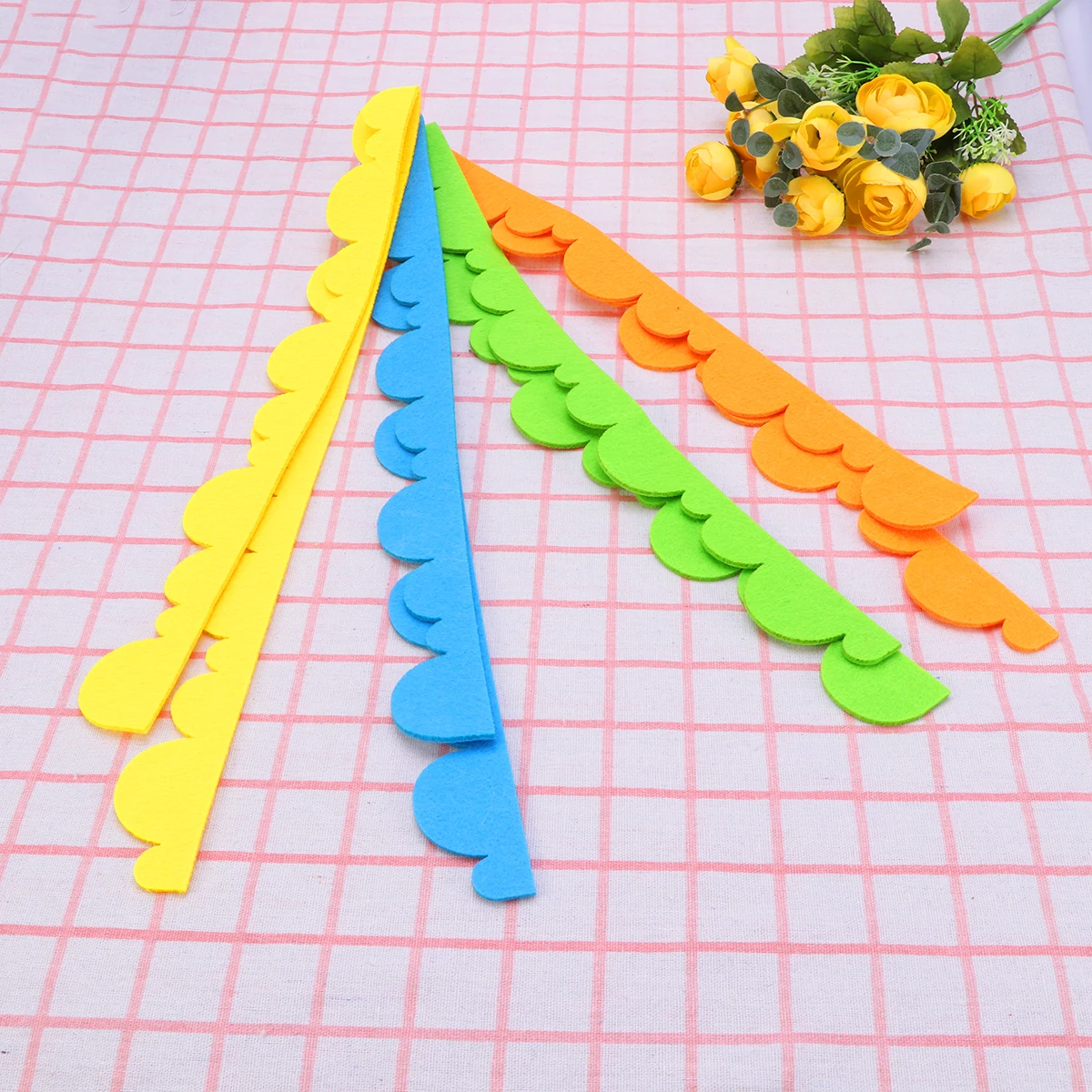

Wavy Lace Strips Border Trim Decorative Floral Blackboard Wall Beautification Layout Kindergarten Corner Decoration