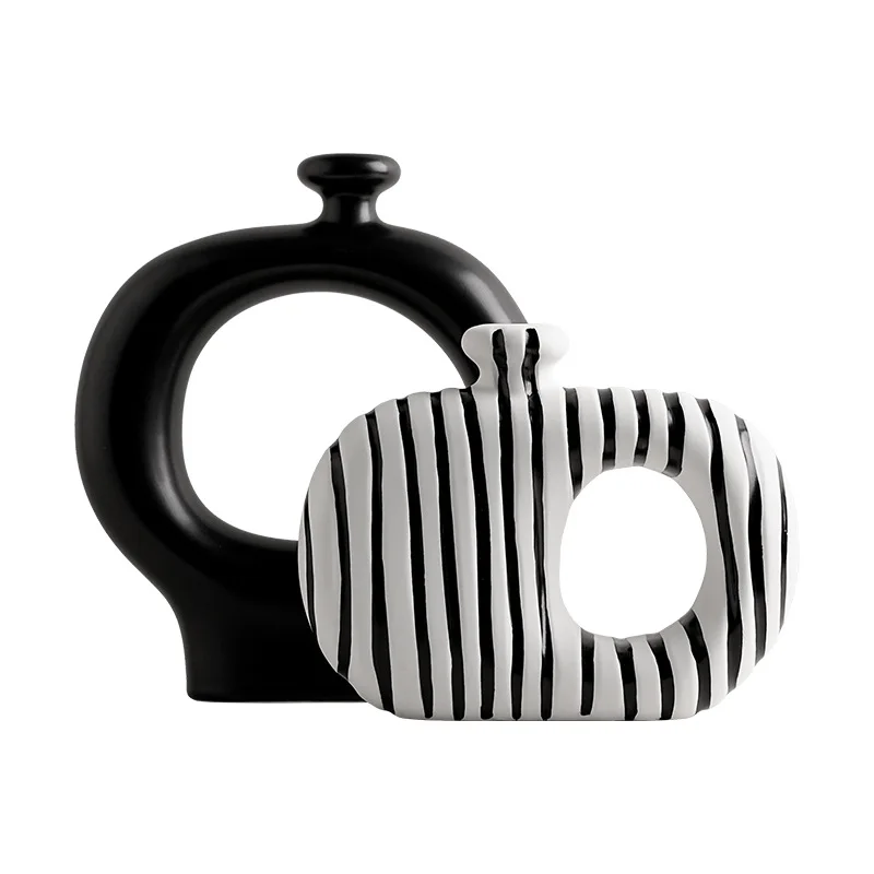 

Creative retro black and white striped ceramic vase, high-end flower arrangement model room living room decoration ornament