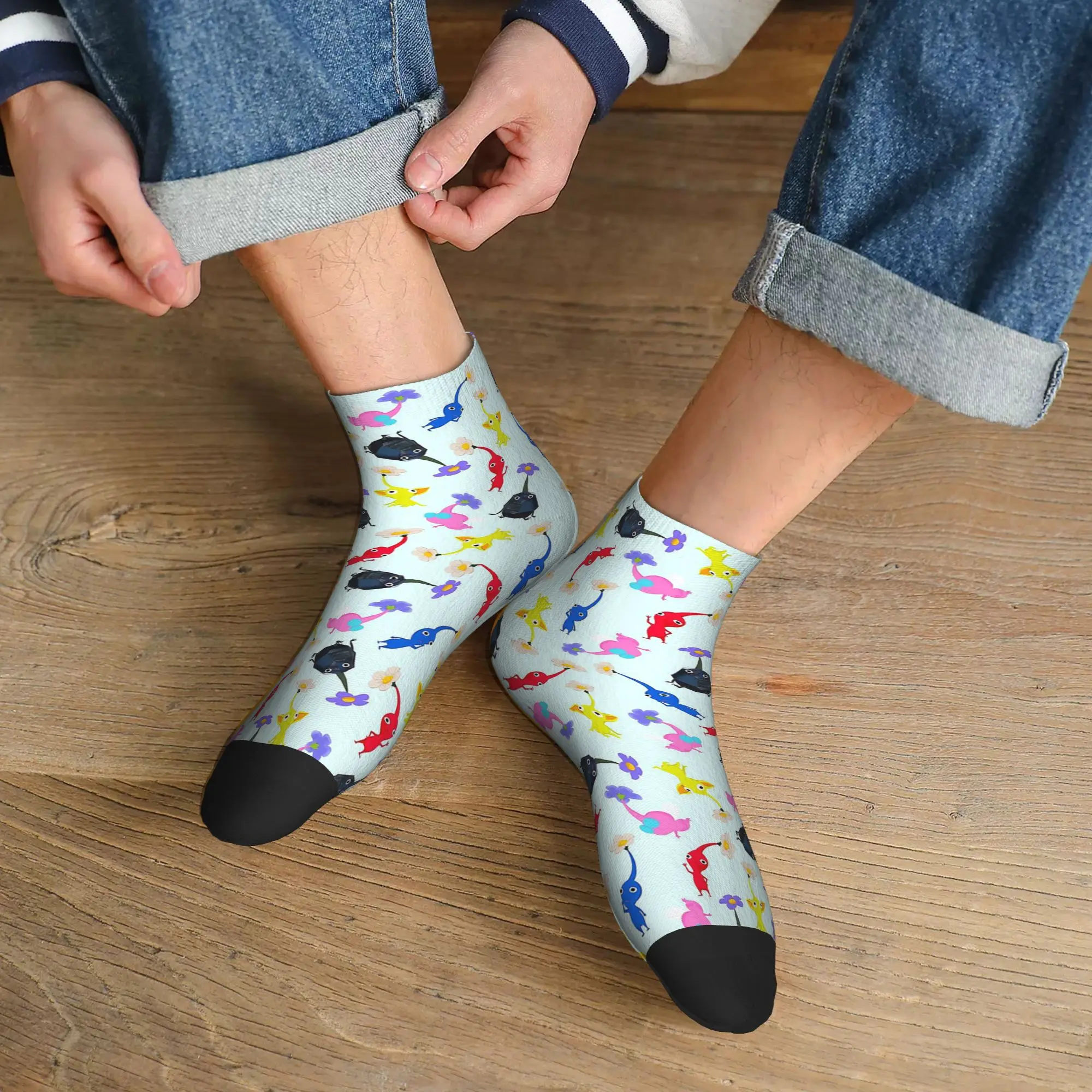 

All Seasons Pikmin Socks Harajuku High Quality Crew Socks Fashion Stockings for Men Women Gifts