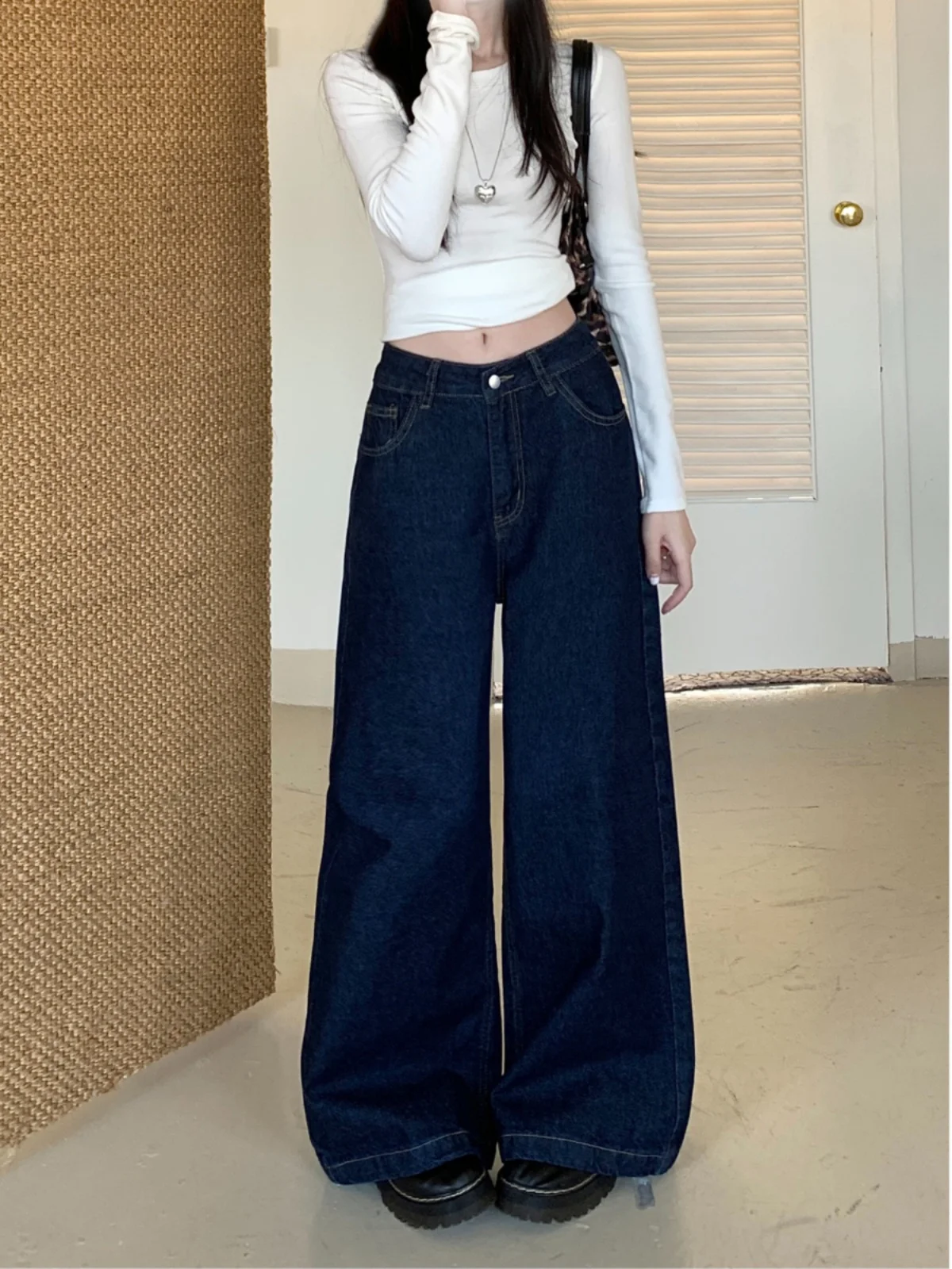 

Deep Blue Retro Wide Leg Denim Jeans Women's Loose Slim High Waist Casual Long Pants Versatile Spring 2026 New Style