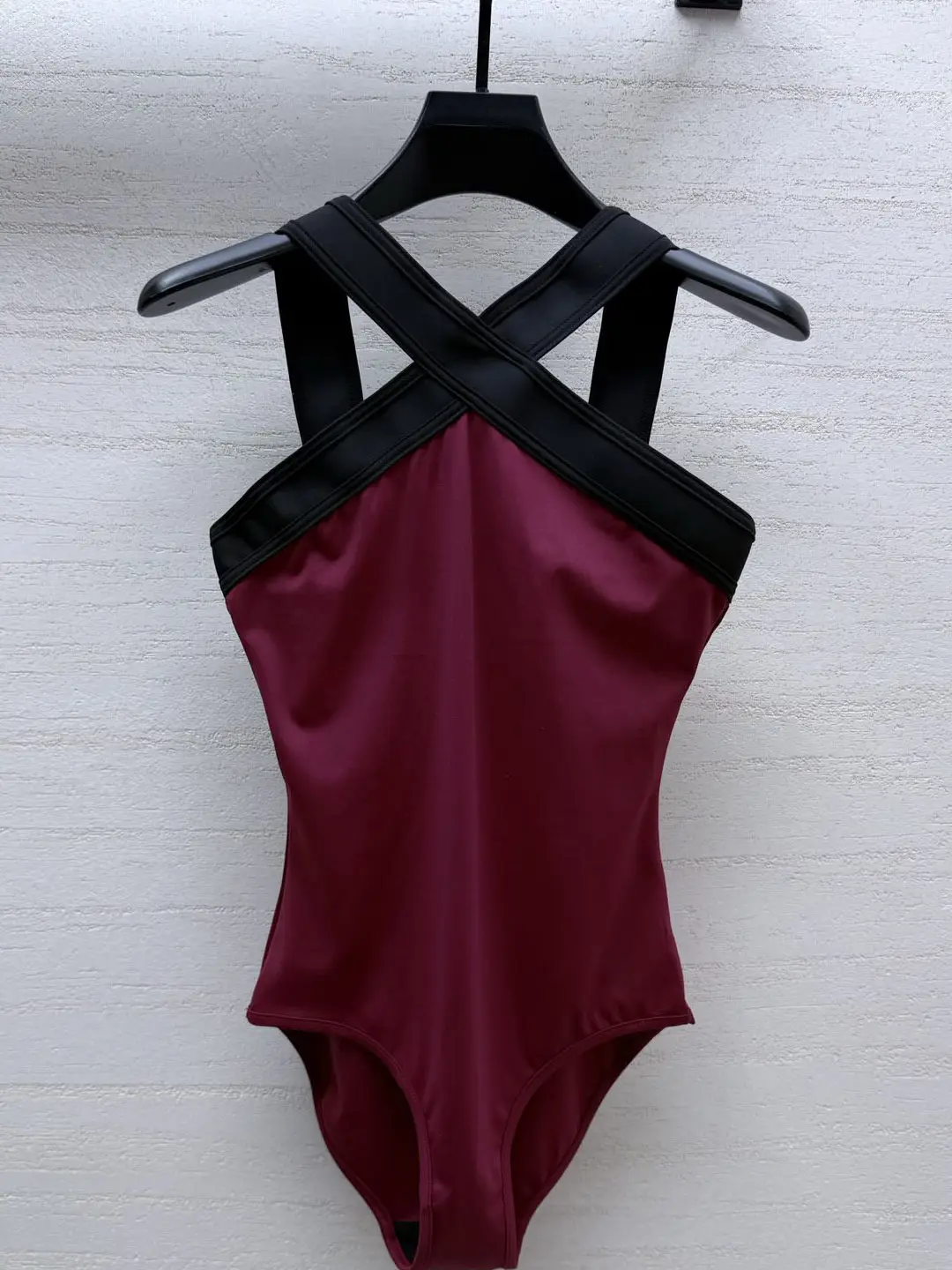 2026 New High-Waist Color Block One-Piece Swimsuit | Slim Cami, Deep Red / Black & White