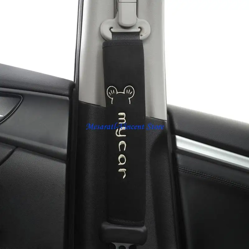 

A70F Легкая установка чехла для ремня безопасности автомобиля предотвращает повреждение одежды