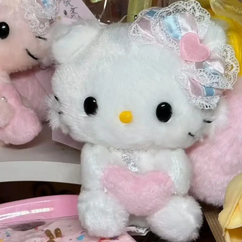 HelloKitty lindo llavero de felpa con forma de corazón Adorable mochila encanto bolso decoración Kawaii pareja regalo a juego para novia