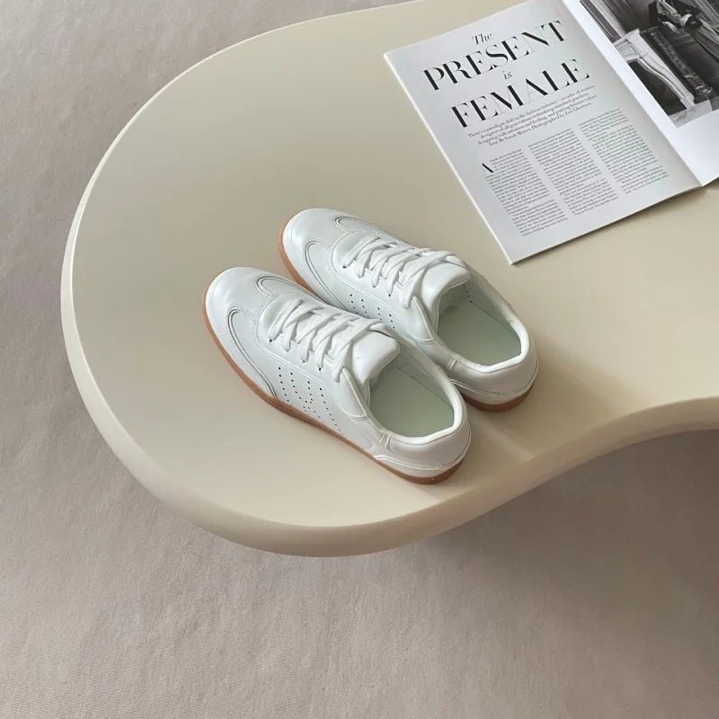 

Women Casual Sneaker Breathable Students Casual Flats Shoes Sports for Girl Skateboarding White Shoes Vulcanize Desginer