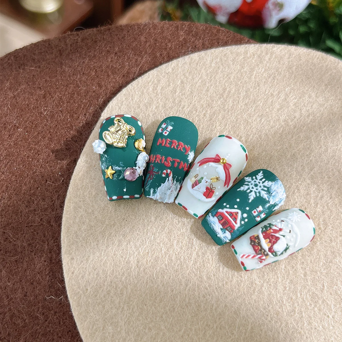 1 pièces autocollant de Nail Art de noël en relief bonhomme de neige mignon et doux adhésif dos Nail Art autocollant bricolage 3D accessoires d'art d'ongle