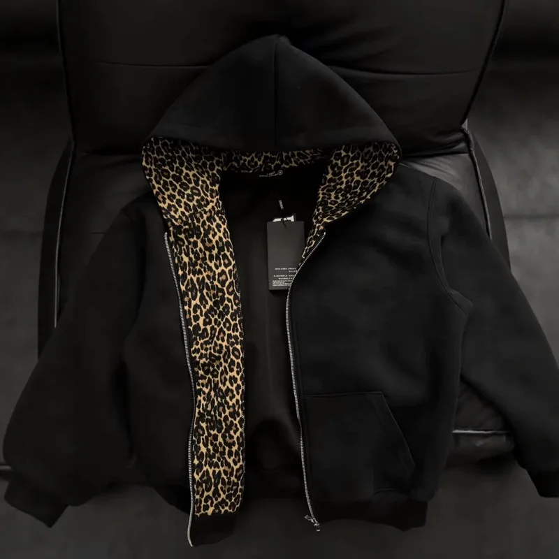 QICHE 2026 Men American Vintage Pullover Zip Up Hoodie Contrast Spliced Leopard Lining Clean Fit Autumn Casual Jacket view 3