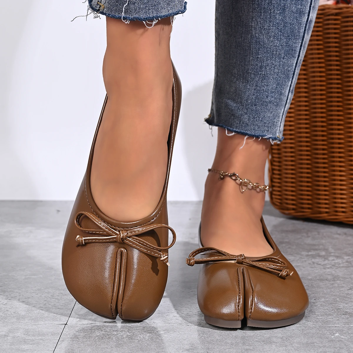 Weiche Ballerinas mit geteilter Zehenpartie für Damen, mit Schleife, aus Leder, runde Zehenpartie, Ballerinaschuhe mit niedrigem Absatz, Slip-on-Loafer, lässig, 2026 – Detail 11