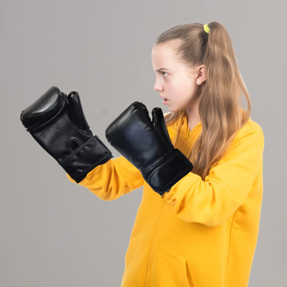 

Kids Boxing Gloves Breathable Kickboxing Gloves PU Leather Fighting Mitts Taekwondo Mitts for Boys Girls Youth