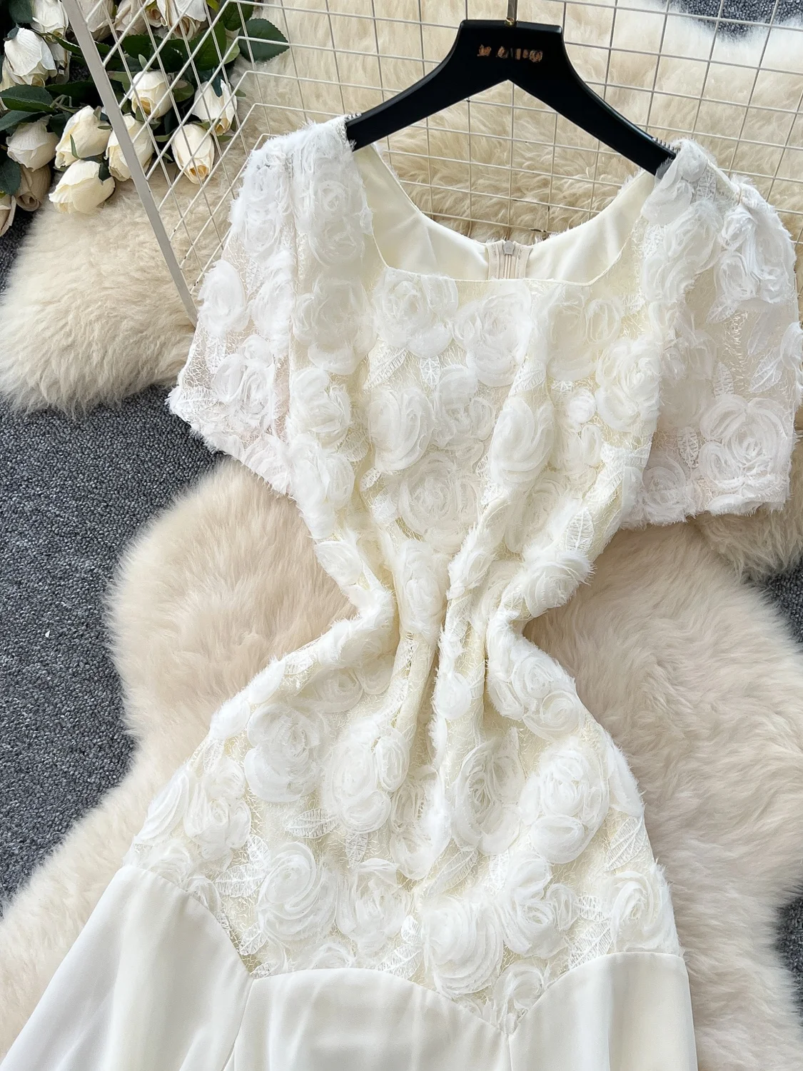 Vestido e de cintura alta con mangas de burbujas y diseño de empalme floral estilo coreano vestido midi de manga corta...