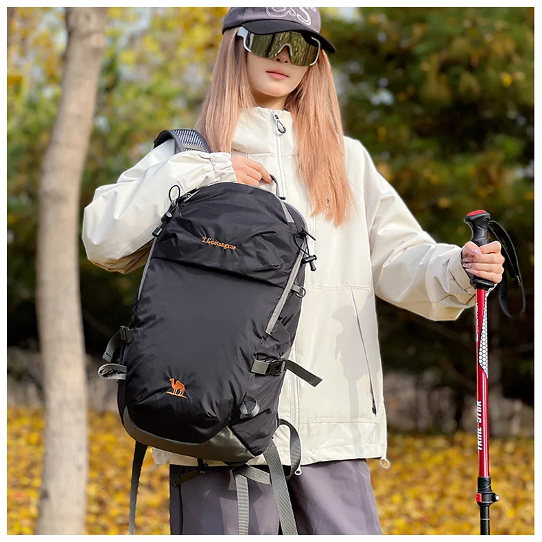 Sports Bag Mountaineering Outdoor Travel Backpack Casual Outdoor Travel Bag Large Capacity Water-Repellent Breathable Gym Bag