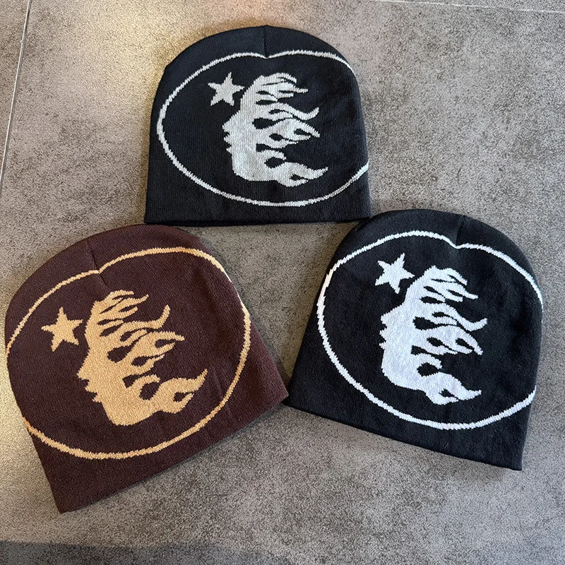 Unisex Flammen-Stern-Jacquard-Strickmütze Hip-Hop Streetwear Skull Cap für Männer und Frauen Herbst Winter Warme Modische Grafik-Strickmütze – Detail 3