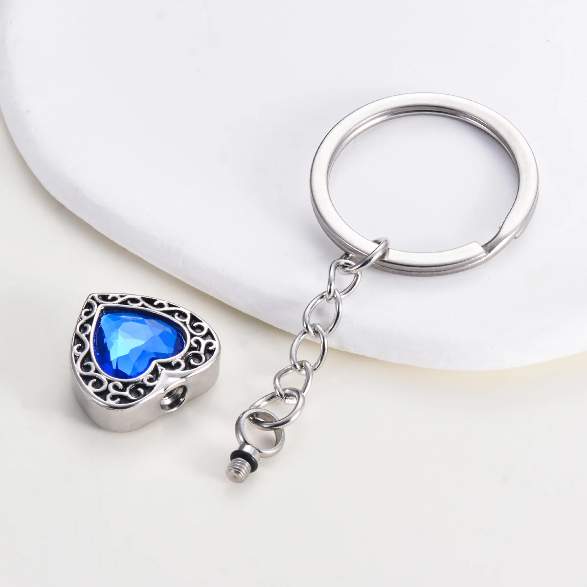 Heart/Butterfly Shaped Urn Key Chains for Pet Human Ashes Memorial Stainless Steel Pendant Cremation Jewelry Gift