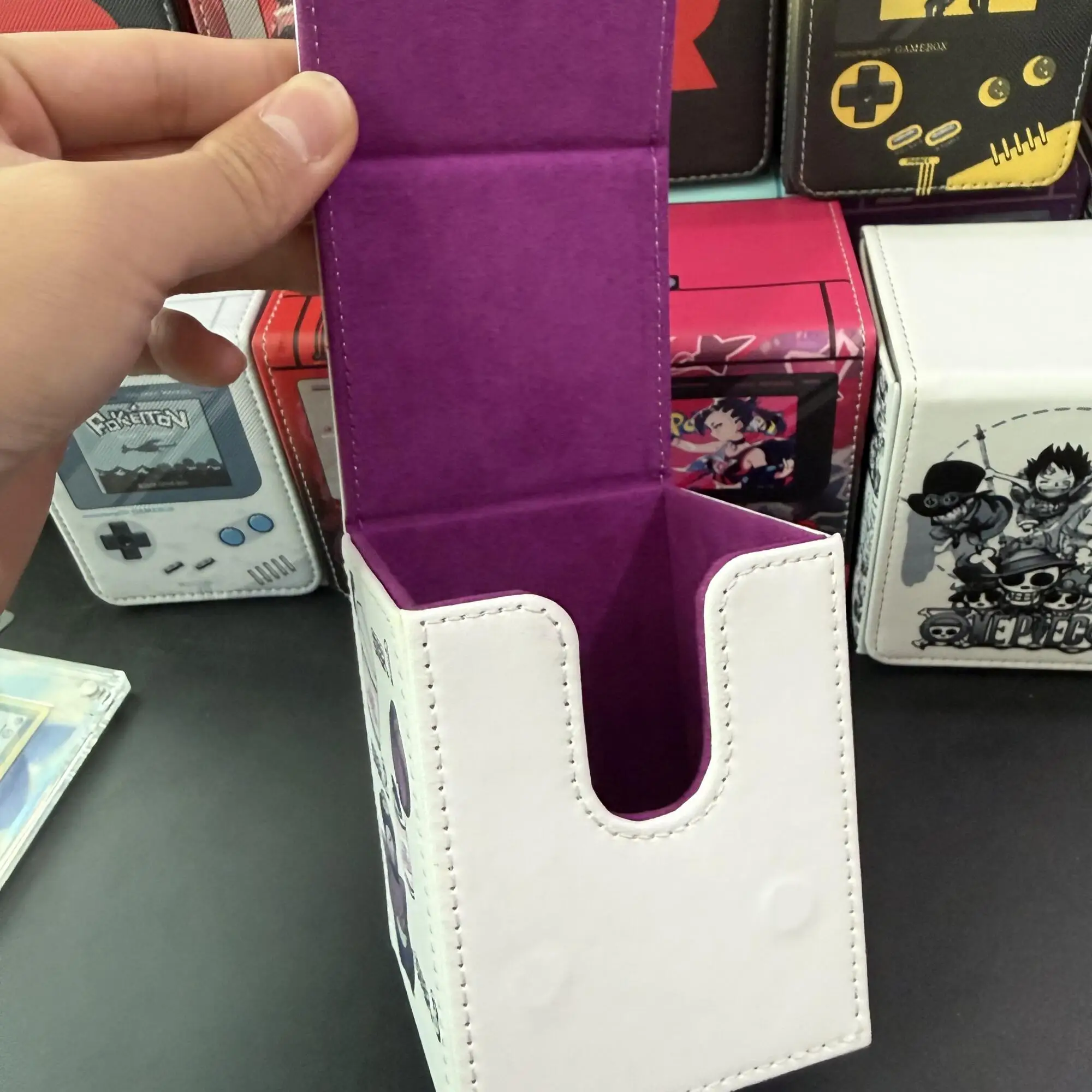 لتقوم بها بنفسك Ptcg Gengar صندوق تخزين بطاقات لطيف Ws Opcg Ptcg Gengar لذيذ كوب المعكرونة الجلود الراقية صندوق تخزين البطاقات دمى هدايا #6