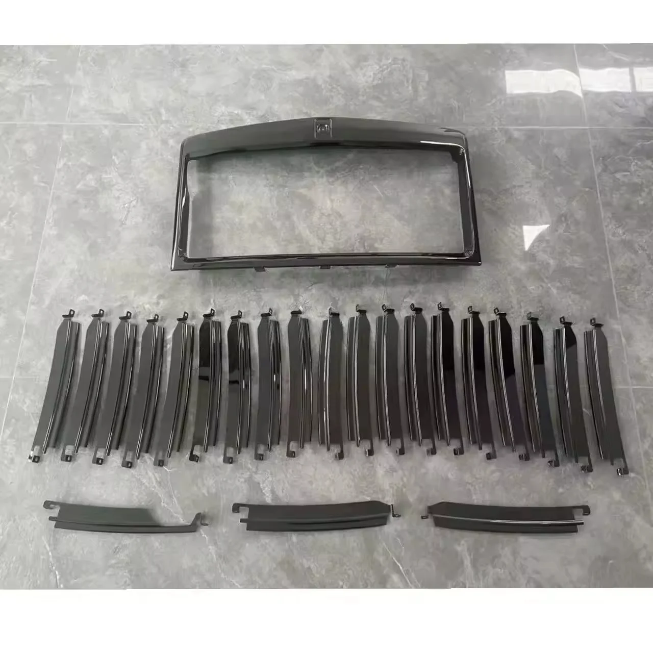 Black Badge Kit for Rolls Royce Cullinan 2018-2024 Upgrade 2025 Body Kit Accessories Car Grille Bumper Trim Modification Parts