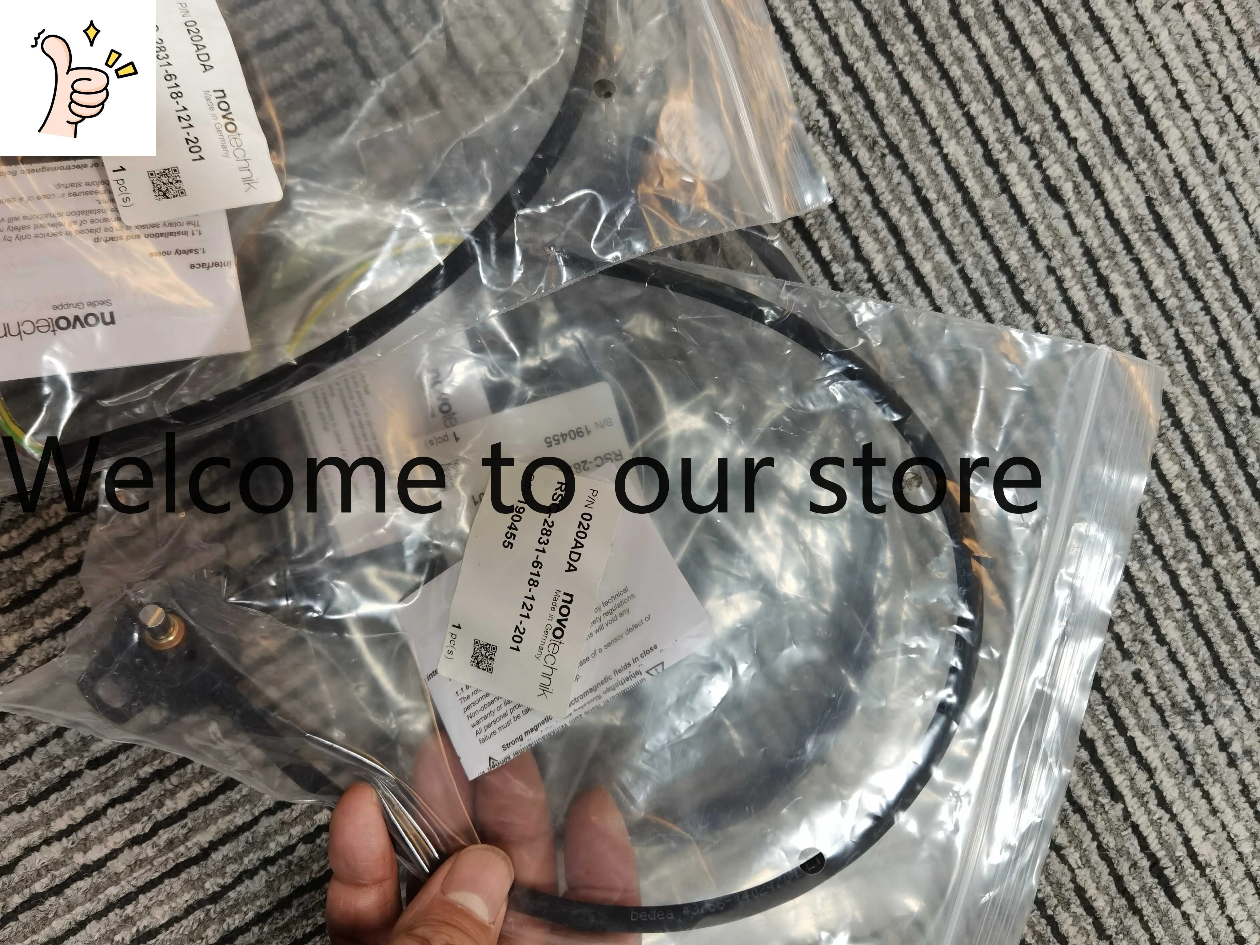 2026 Shipping NOVOTechnik RSC 2831 RSC2831-612-111-201 Displacement Sensor In Stock