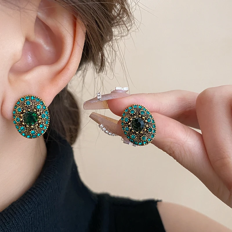 Vintage Green Rhinestone Stud Earrings Temperament Simple Geometric Round Women\'s Earring Dainty New Trendy Party Ear Jewelry K-