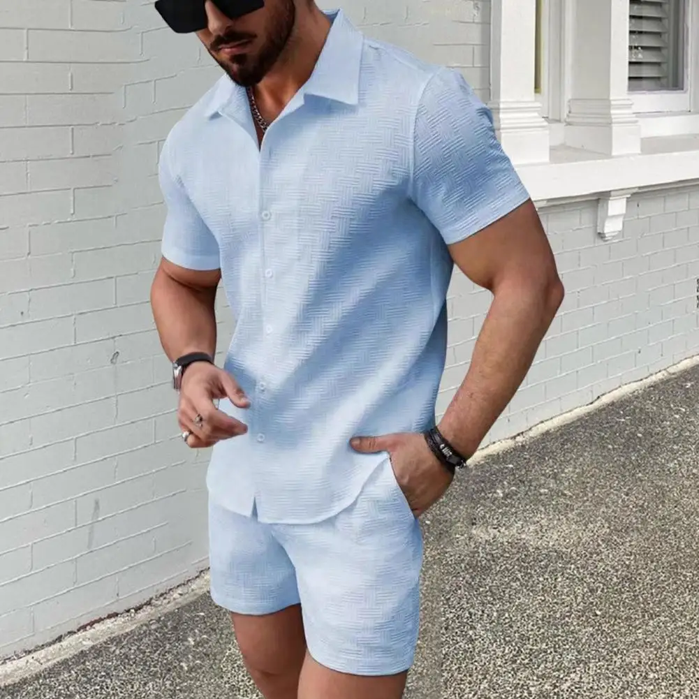 Terno masculino de duas peças, cor sólida, conjunto de terno masculino, camisa de manga curta, shorts com cordão e bolsos, roupa de praia para o verão