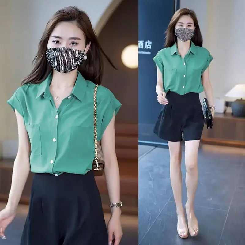 Camicia a maniche corte alla moda di nicchia sensuale di design Top da donna in estate Nuovo stile coreano Versatile chiffon dimagrante allentato