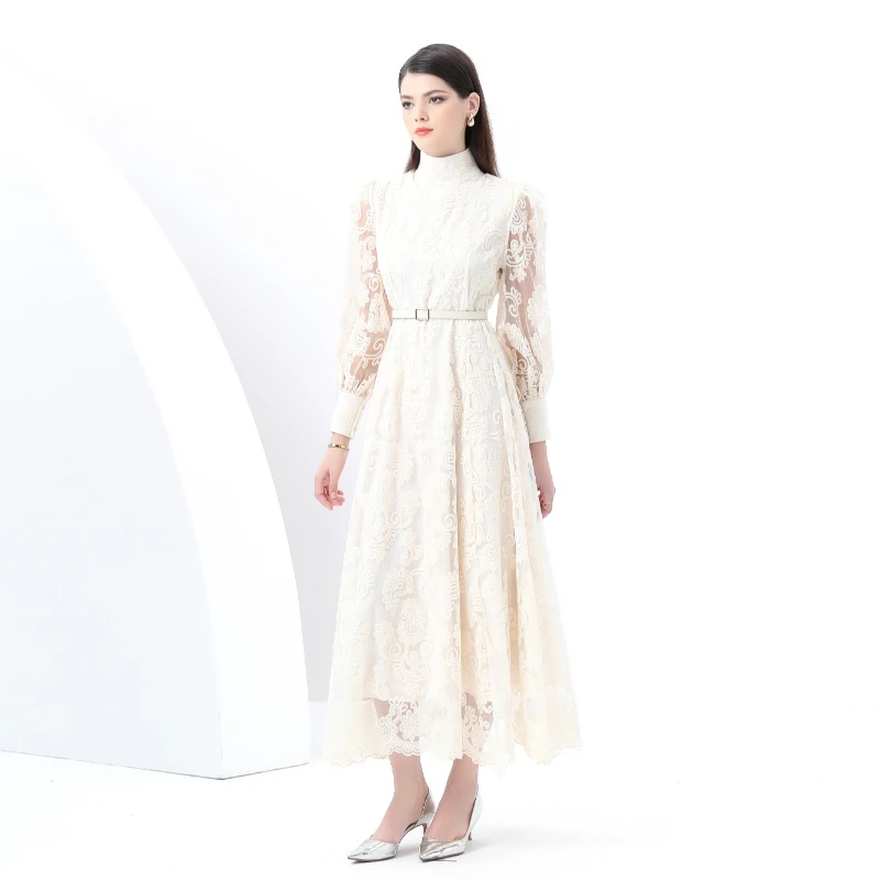 الربيع الصيف النساء خمر قصر نمط شبكة التطريز زهرة الوقوف طوق طويل ماكسي فساتين الحفلات المسائية مع حزام