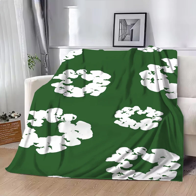 

Luxury D-Denim-T-Tears Blanket Warm Throw Sofa Quilt Plaid Blankets for Winter Office Catnap Plead Cover Portable Throwing Downy