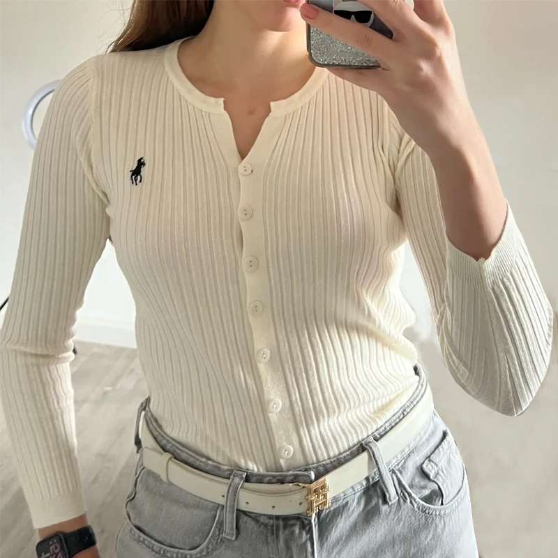 YuooMuoo 2024 Spring Autumn Women Knitted Tops Brand Fashion V-neck Buttons Y2K Embroidery Pullover Sweaters Streetwear Outfits