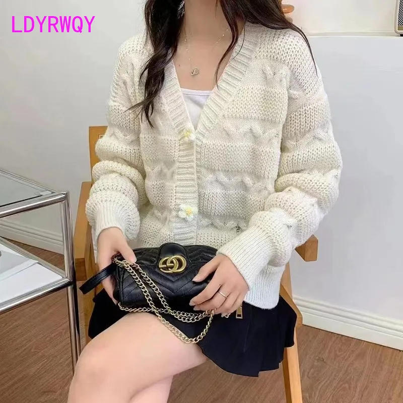 Flower button knitted sweater jacket autumn and winter Korean new loose V-neck knitted top for women