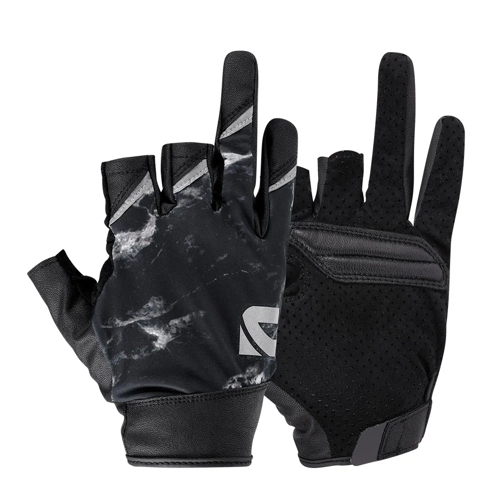 Variant: Black