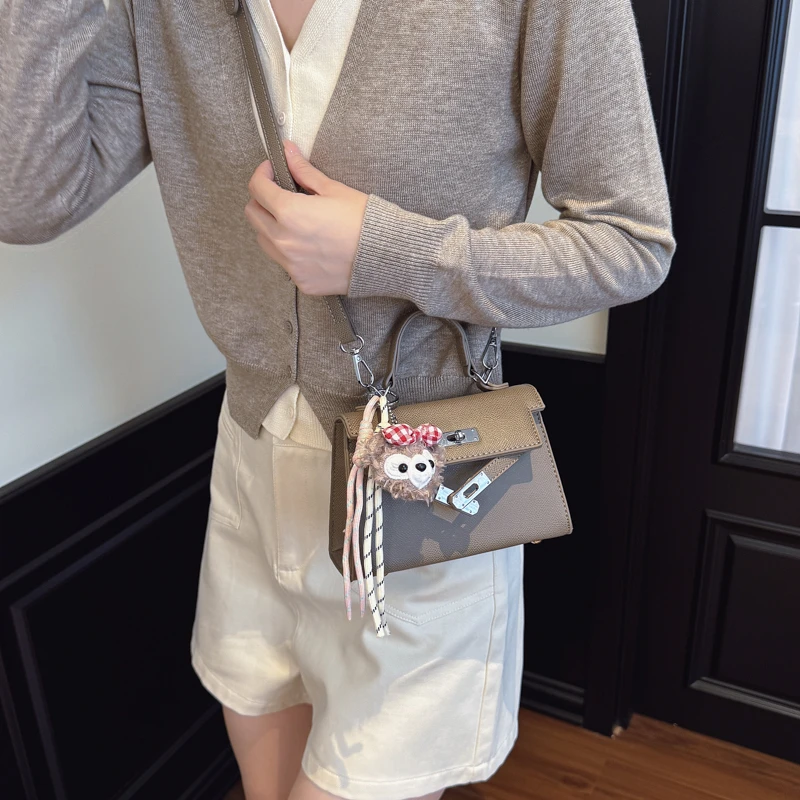 حقيبة كتف نسائية بسيطة وخفيفة الوزن من القماش للعمل والتسوق والاستخدام اليومي #3