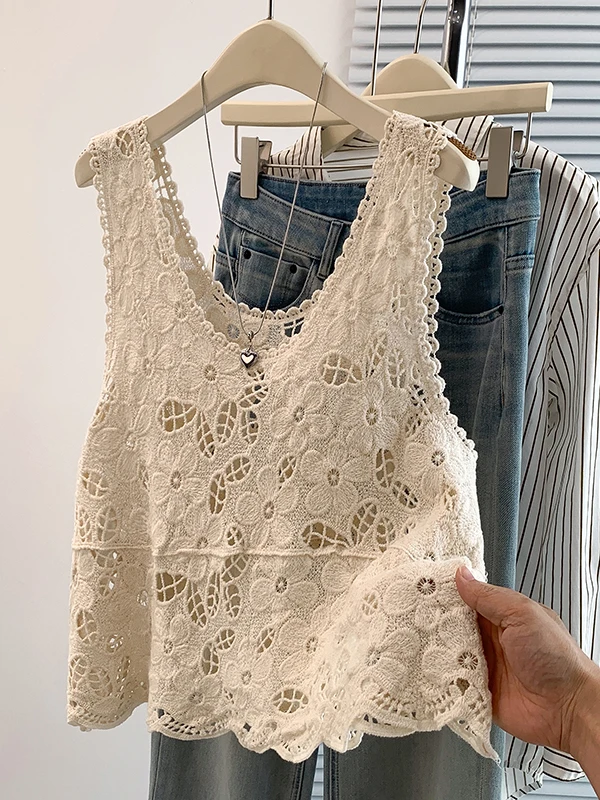 Bohemian Style Hollow out Embroidered  Color Women's Tank Top Sleeveless Summer Fashion Breathable U-Neck A-Line Vest