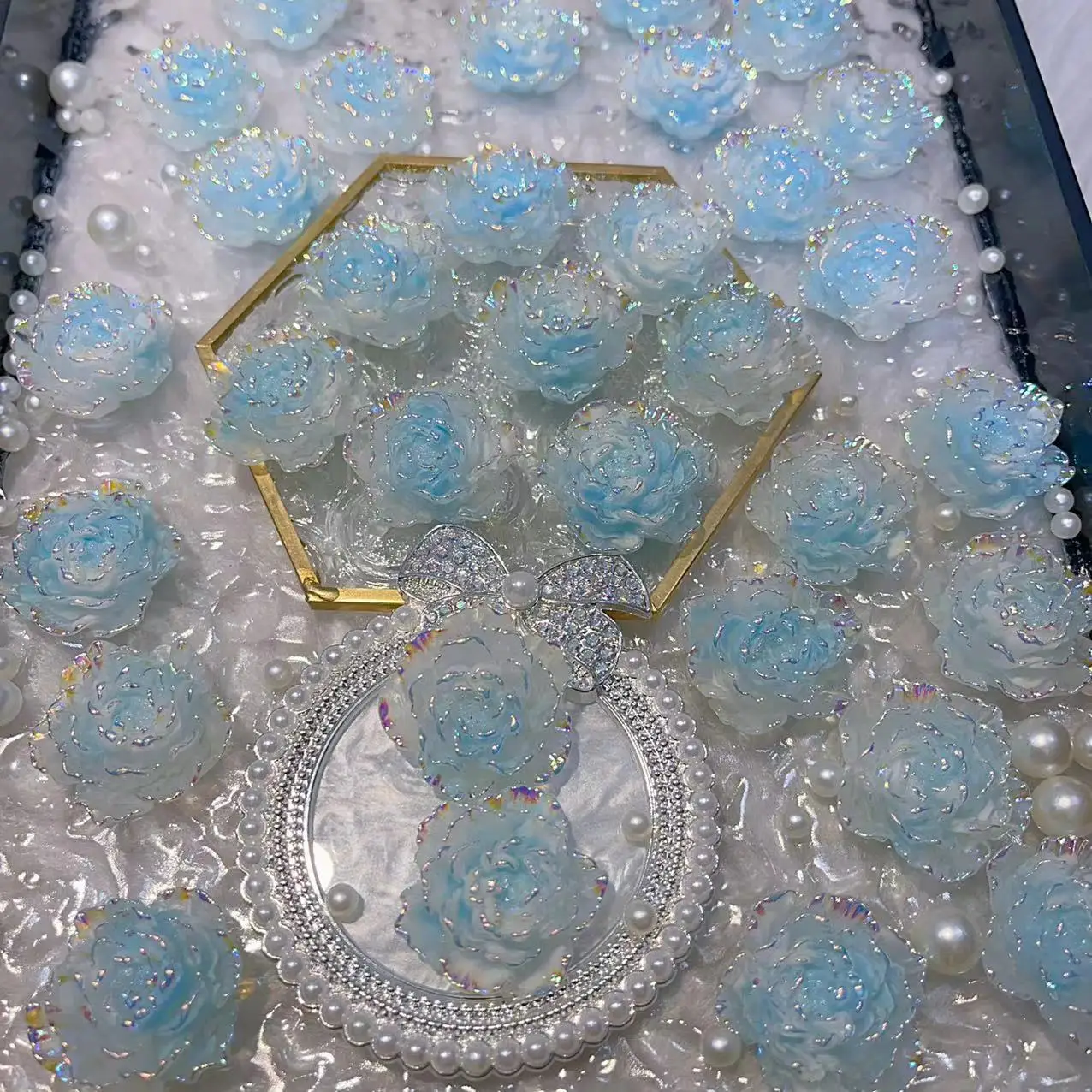 

100 шт. разноцветных 3D-цветов пионов из смолы с гальваническим покрытием, 31 мм, светящиеся в темноте, для фоторамок, чехлов для телефонов, DIY-украшений