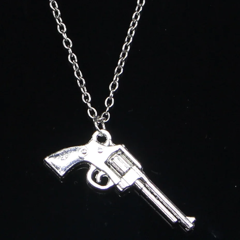 

20pcs New Fashion Necklace 35x15mm Machine Gun Assault Rifle Pendants Short Long Women Men Colar Gift Jewelry Choker