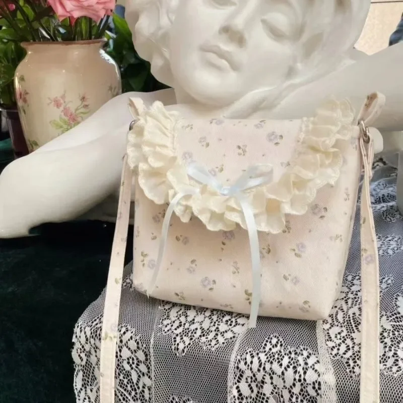 MBTI dolce borsa a tracolla carina per le donne fiori di tela borsa a tracolla moda elegante piccola borsa Casual Vintage estetica nuova