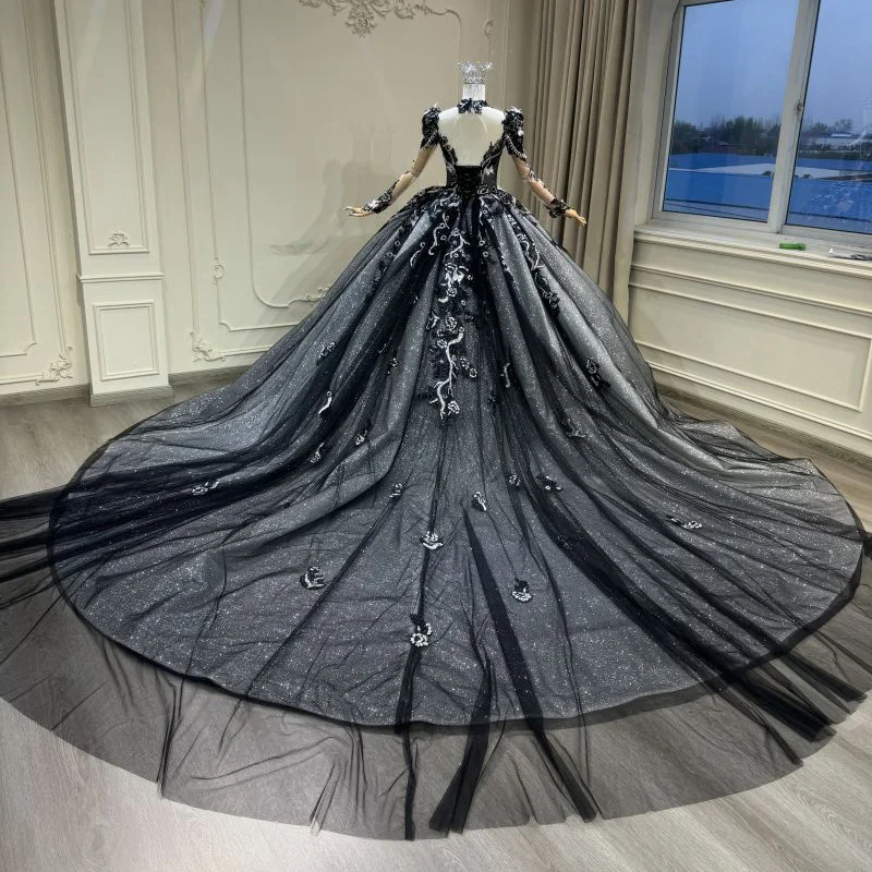 2024 new black round-neck long-sleeved luxury butterfly decoration large tail wedding dress