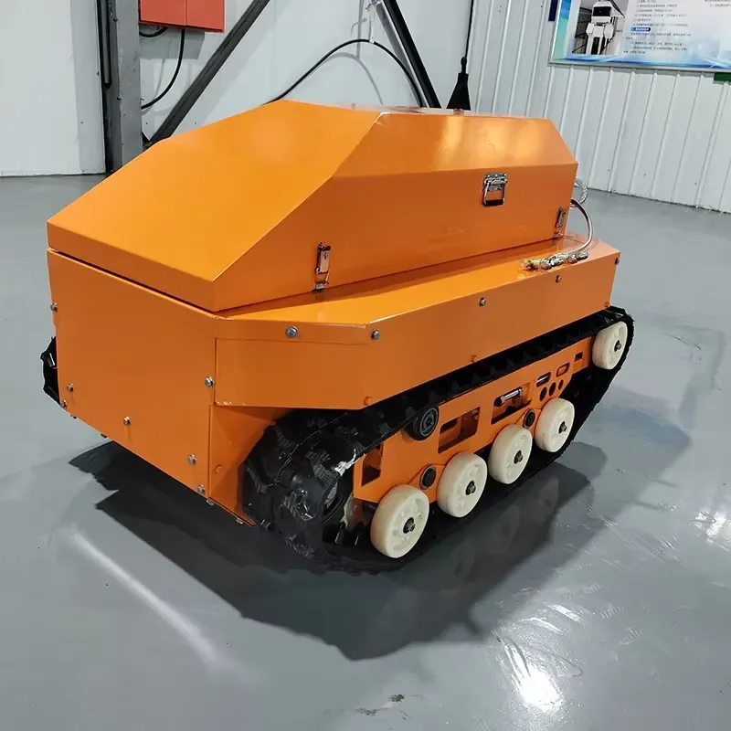 Best-selling Model Smart RC Crawler-Type Spray Multi-functional Orchard Spray Truck for Fruit Tree Pest Control From