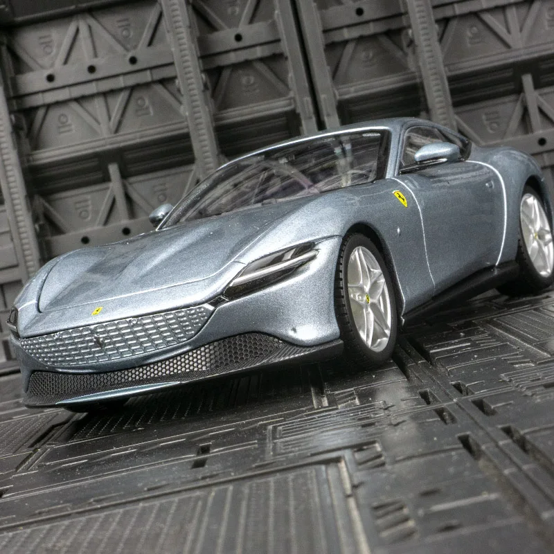 Bburago 1:24 Ferrari Roman supercoche de aleación modelo puertas de coche y capó de motor, el maletero se puede abrir un coche de juguete para niños