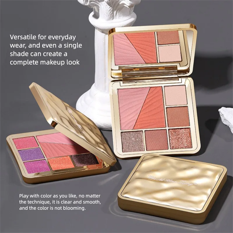 تتميز مجموعة المكياج الخفيفة The Little Bear Chasing 5 ألوان وألوان أحمر الخدود وظلال العيون والكنتوري الكل في واحد