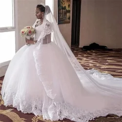 Customized White Ball Gown Wedding Dresses Sleeveless Beading Gorgeous Lace Appliques V-Neck Court Train Plus Size Bridal Gowns