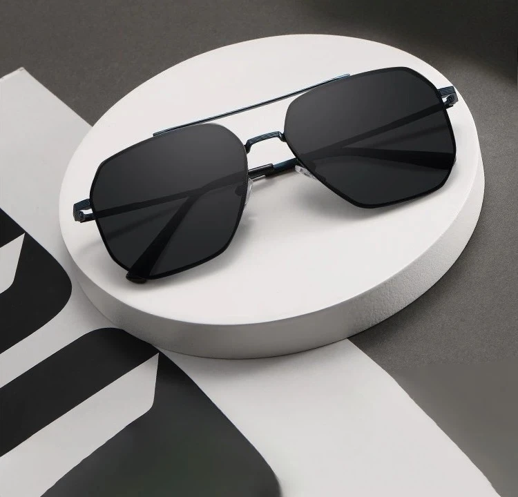 

Men Polarized Sunglasses UV Protection Nylon Lens for Driving Fishing Fashion Sun Glasses