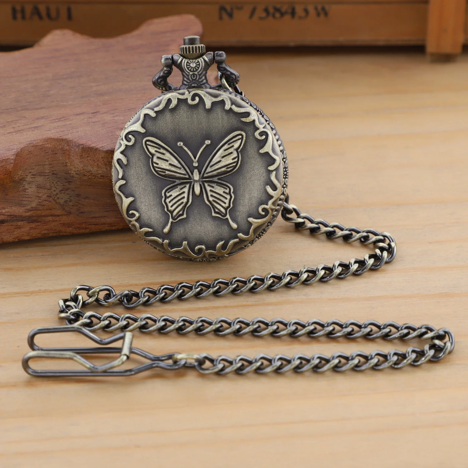 ريترو كوارتز ساعة الجيب فراشة نمط خمر ساعات الجيب على مدار الساعة للرجال النساء مع سلسلة فوب مجوهرات اكسسوارات هدايا