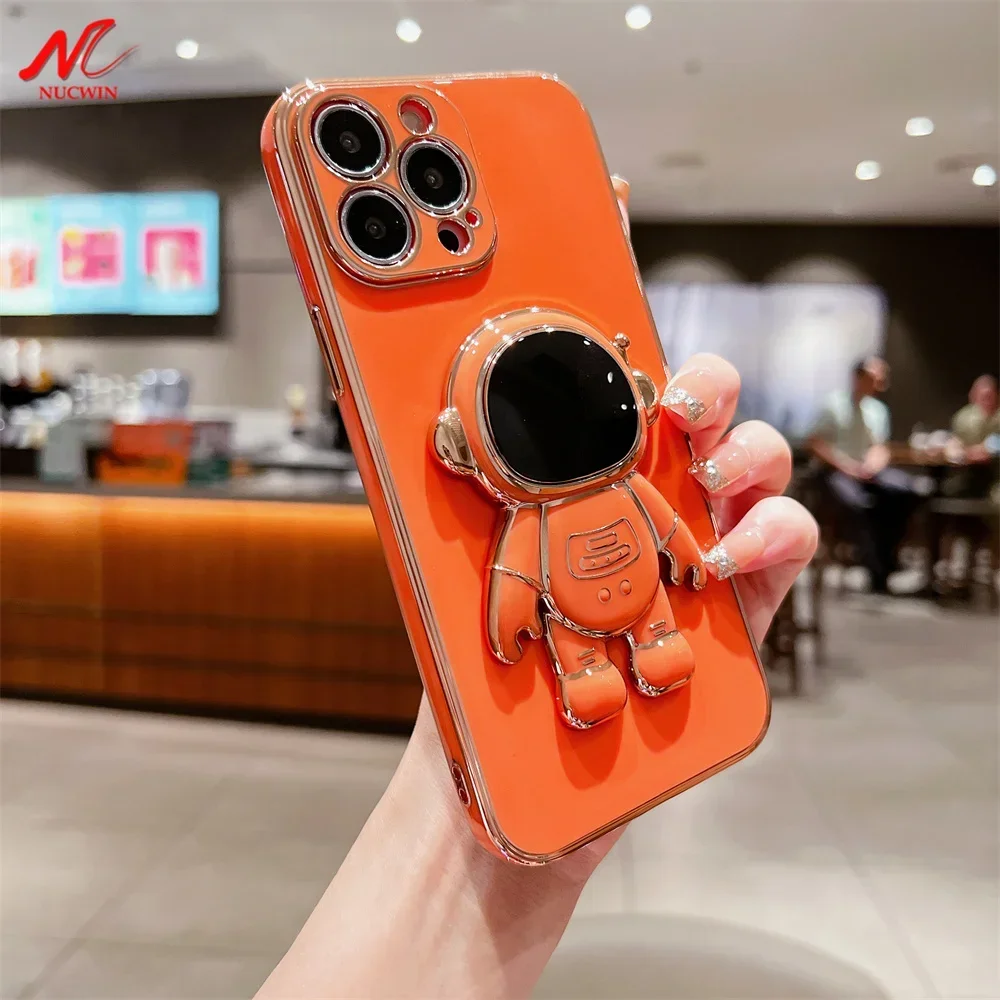 Astronaut Fold Stand Holder Case for iPhone 15 16 13 11 12 Pro Max 13 Mini 14 Pro Xs Max XR X 16 Plus Luxury Plating Soft Cover