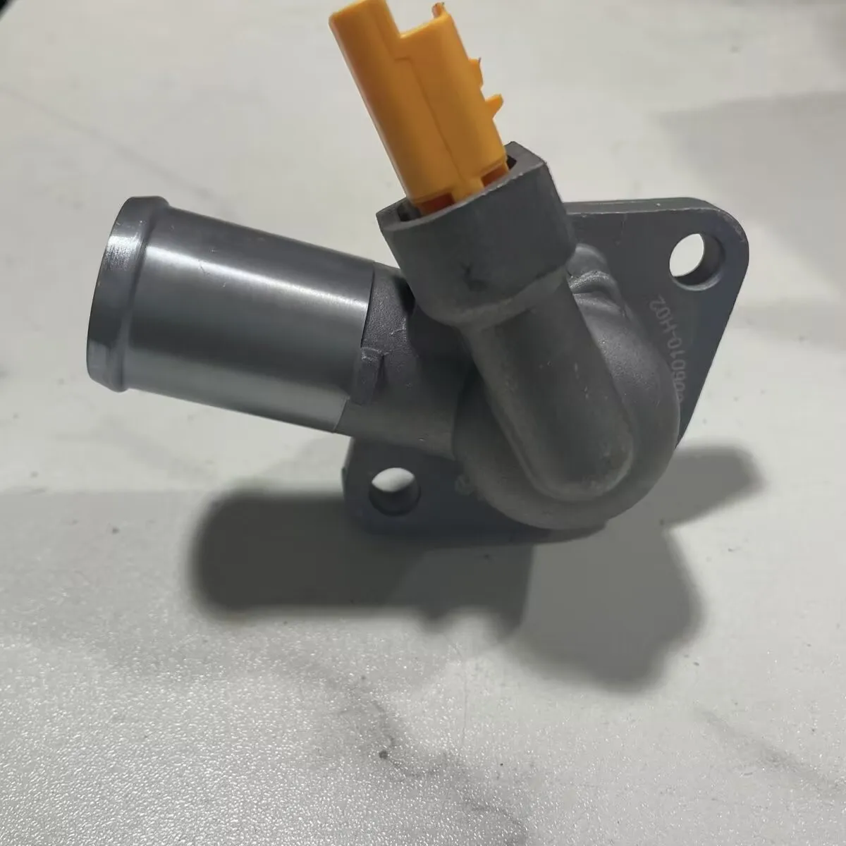 Thermostat for Changan CS15 New Alsvin X70A Oshan A600 Changan Honor Yidong Eado 1306010-H02 Thermostat